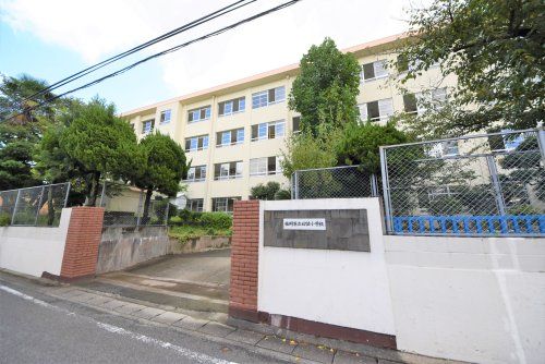 福岡市立曰佐小学校の画像