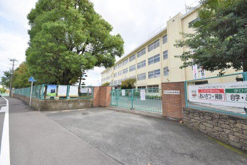 福岡市立曰佐中学校の画像