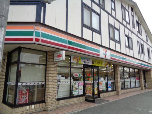 セブンイレブン 明石貴崎3丁目店の画像