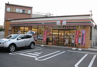 セブンイレブン砺波表町の画像