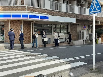 ローソン 上前津店の画像