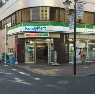 ファミリーマート 早稲田大学南門店の画像