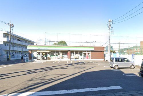 ファミリーマート 登戸中央店の画像