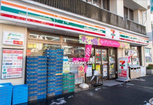 セブンイレブン 杉並和田店の画像