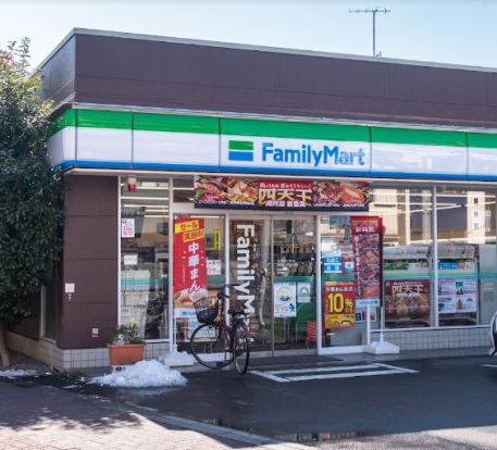 ファミリーマート 杉並堀ノ内三丁目店の画像