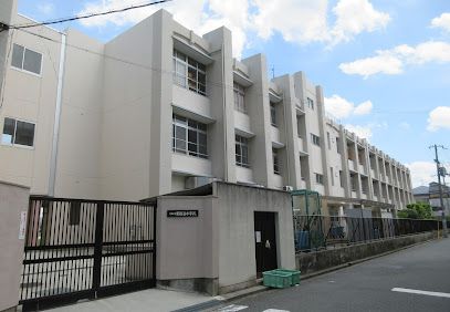 東桃谷小学校の画像