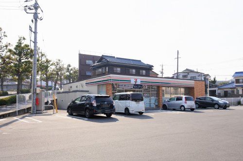 セブンイレブン 下関稗田町店の画像