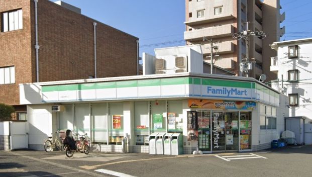 ファミリーマート八尾高安町店の画像