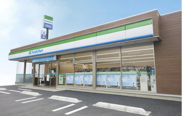 ファミリーマート トモニー中井駅店の画像
