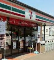 セブン-イレブン 横浜川和町店の画像