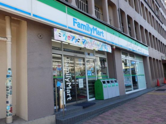 ファミリーマート 上池台夫婦坂店の画像