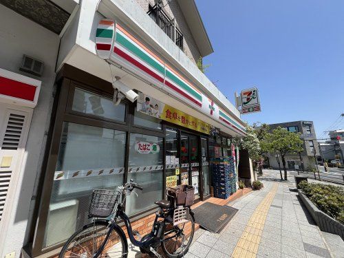 セブン-イレブン 豊中曽根東町店の画像