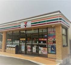 セブンイレブン 博多竹下通り店の画像