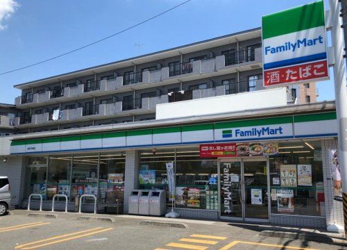 ファミリーマート 川崎下作延店の画像