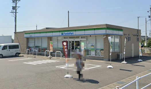 ファミリーマート 武豊向陽店の画像