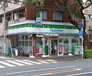 ファミリーマート 中野松が丘店の画像