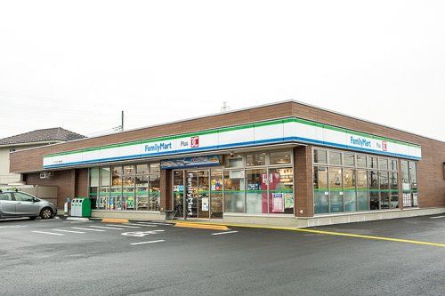 カスミ ファミリーマートプラス八潮大原店の画像