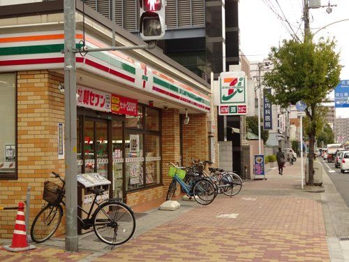 セブンイレブン 大阪新深江駅北店の画像