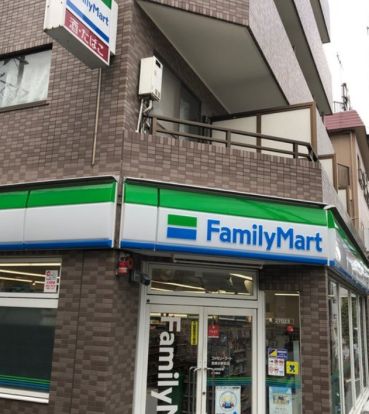 ファミリーマート 宮崎台駅前店の画像
