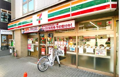 セブンイレブン 新大久保駅西店の画像