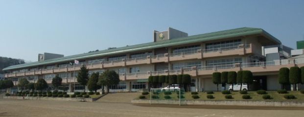 桐生市立西小学校の画像