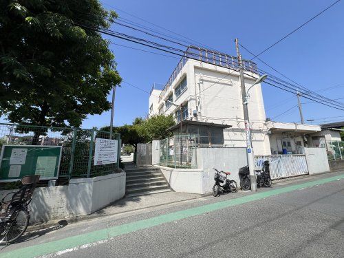 世田谷区立東玉川小学校の画像