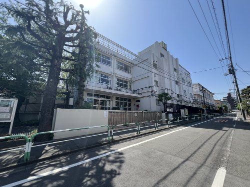 世田谷区立九品仏小学校の画像