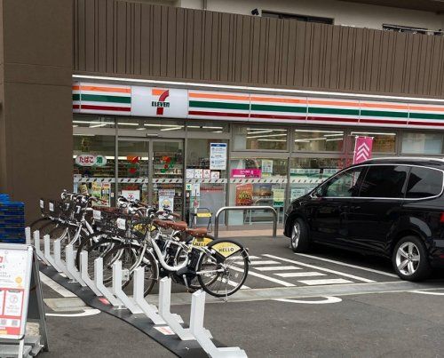 セブンイレブン 川崎宮内4丁目店の画像