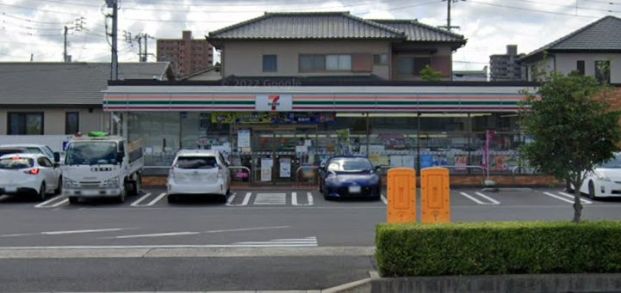 セブンイレブン 高松木太中央公園前店の画像