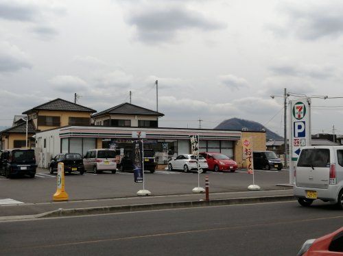 セブンイレブン 高松十川西町店の画像