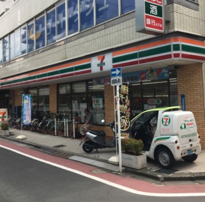 セブンイレブン 横浜美しが丘2丁目店の画像