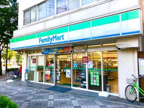 ファミリーマート 大東町二丁目店の画像