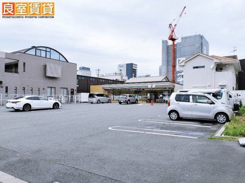 セブンイレブン 名古屋井深町店の画像