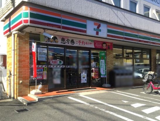 セブンイレブン 川崎下作延店の画像