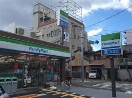 ファミリーマート 城東えなみ店の画像