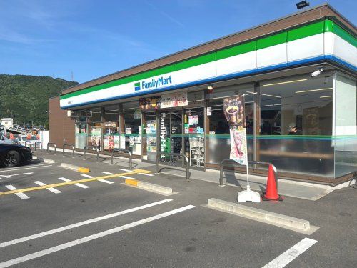 ファミリーマート 亀岡篠町店の画像