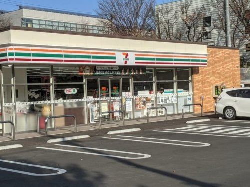 セブンイレブン 横浜あざみ野店の画像