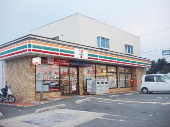 セブンイレブン 河内長野向野町店の画像