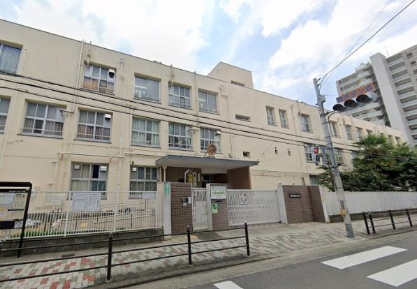 大阪市立新高小学校の画像