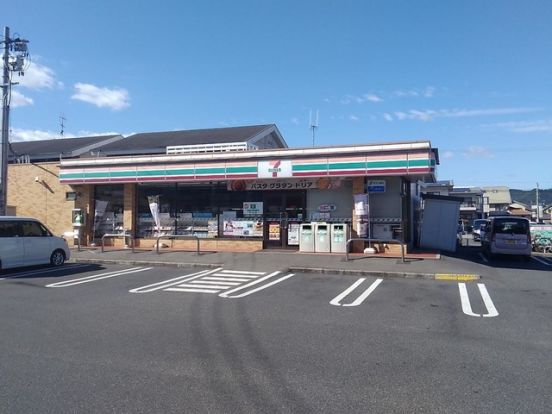 セブンイレブン 福山東深津1丁目店の画像