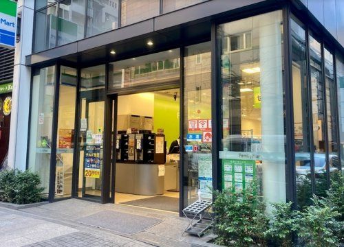 ファミリーマート フレッサイン銀座店の画像