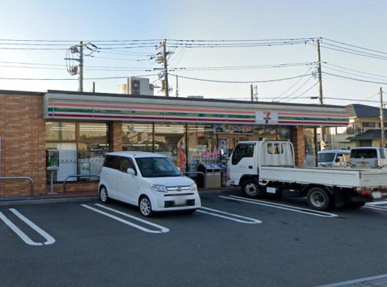 セブン-イレブン 川口東本郷店の画像