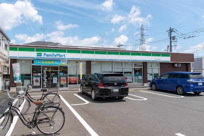 ファミリーマート 東村山御成橋店の画像