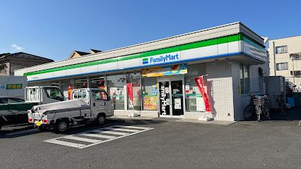ファミリーマート 羽村駅前中央通り店の画像