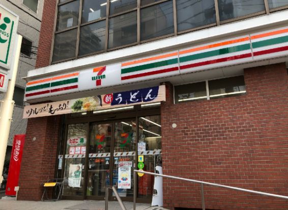 セブンイレブン 高田馬場1丁目店の画像