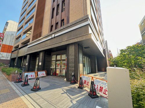 セブンイレブン 神戸トアロード店の画像