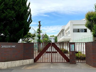 立川市立立川第二中学校の画像