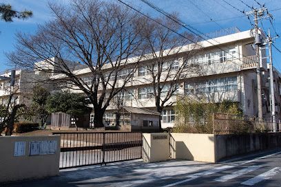 青梅市立河辺小学校の画像