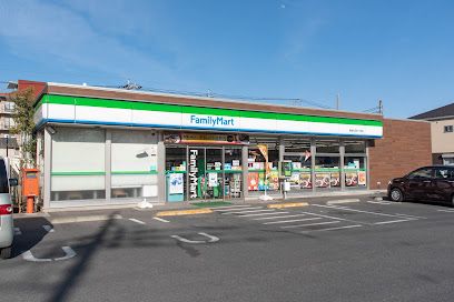 ファミリーマート 青梅河辺町六丁目店の画像