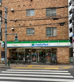 ファミリーマート 桜台駅前店の画像